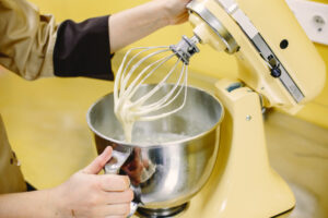 Mixer kue